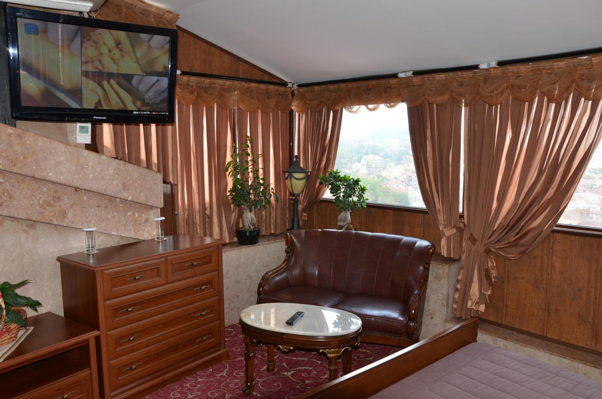 Boutique Hotel Boris Palace & Restaurant Plovdiv Pokoj fotografie